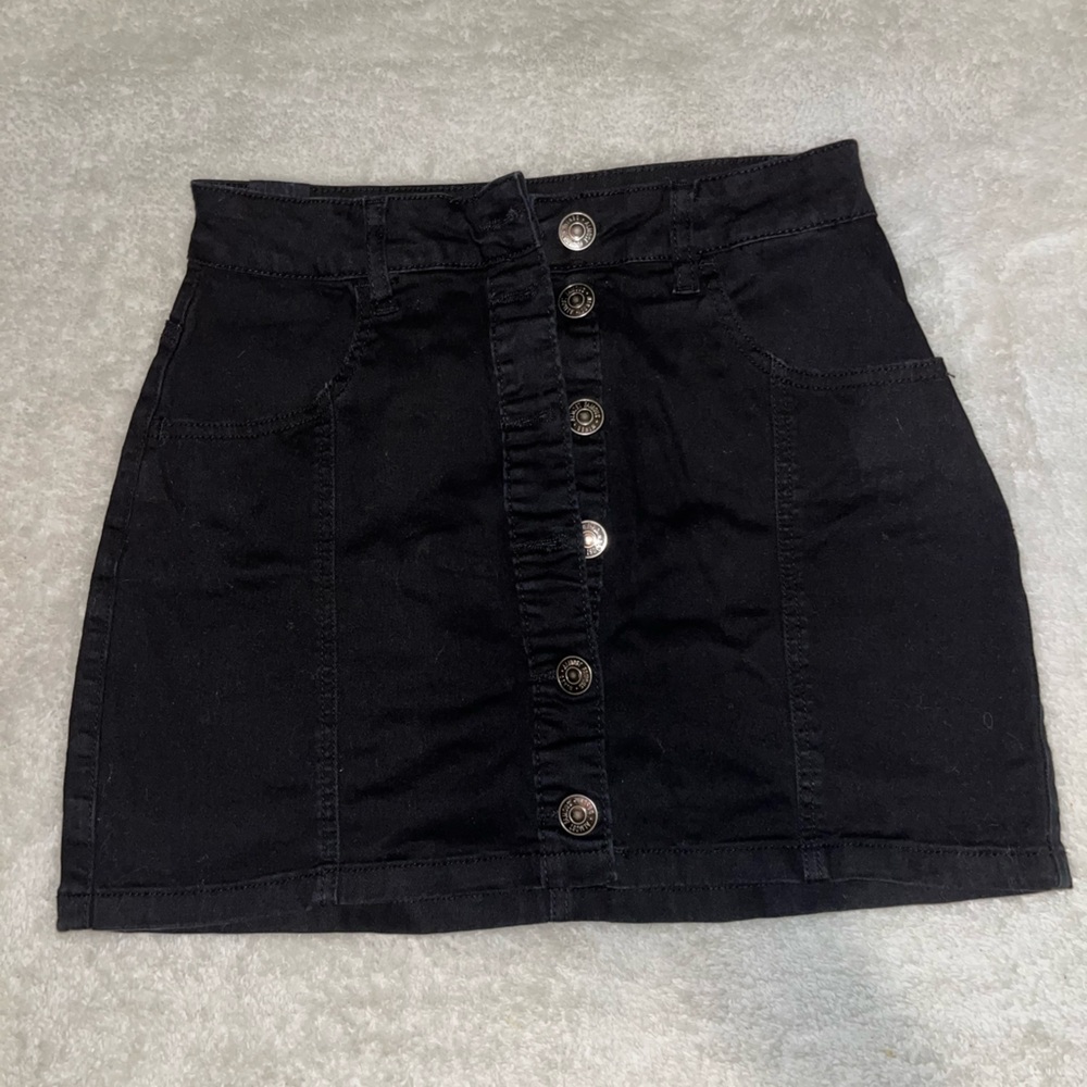Black mini skirt